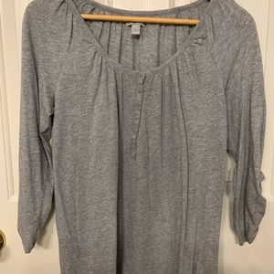 Old navy 3/4 sleeve top, gray